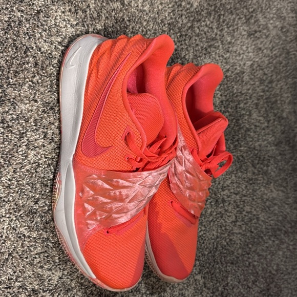 Nike shoes size 12 rose color wore once - Picture 5 of 5